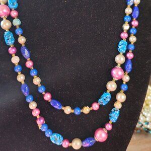 Looks Vintage, Some beads have peeled, Pretty!